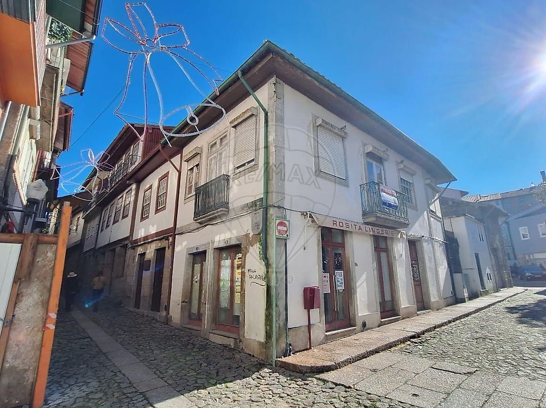 Building for sale in Guimarães