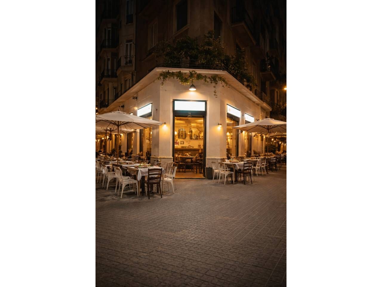 Commercial for sale in Barcelona, Spain