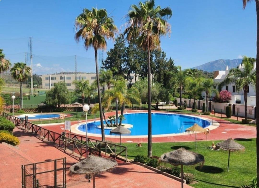 **Spacious Ground Floor Apartment in Navigolf, La Noria Golf**