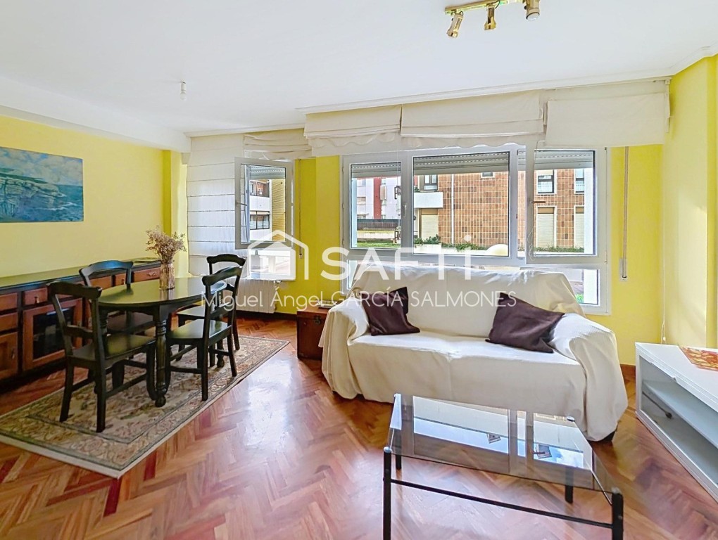 Apartment For sell in Santander in Cantabria