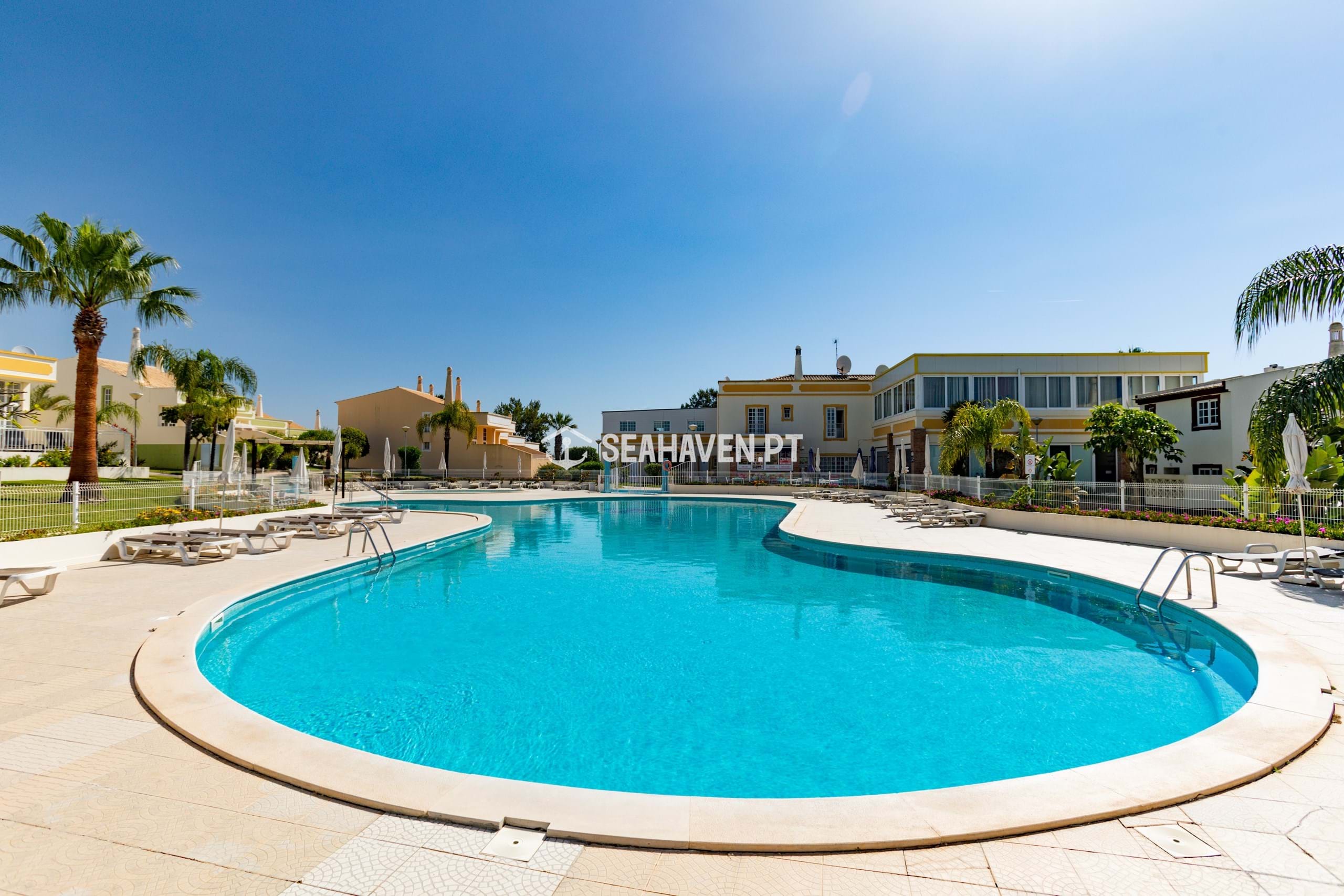 Excellent one bedroom apartment in São Rafael, Albufeira