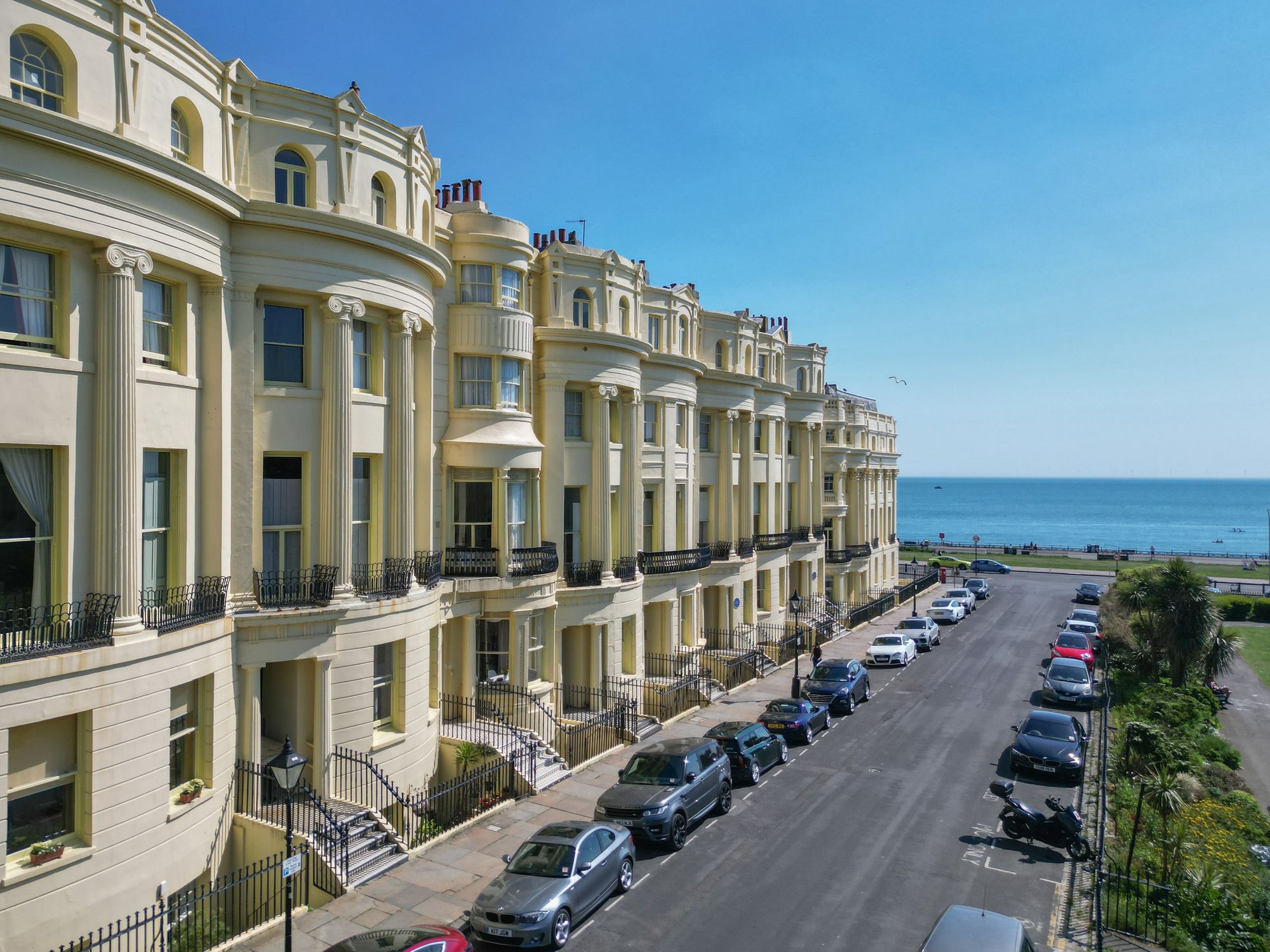 Apartment: for sale in Hove Hove