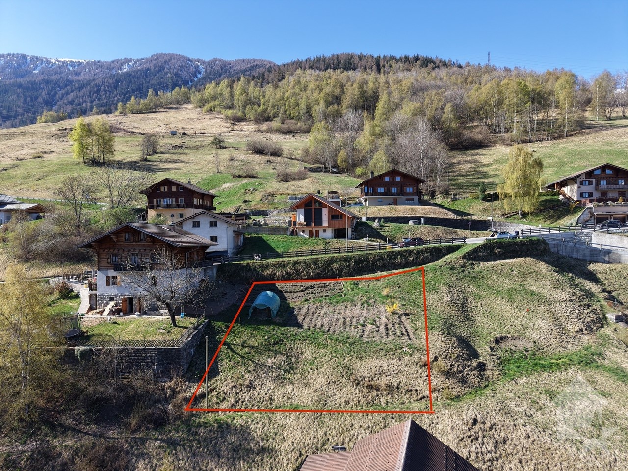 For sale land well located in Euseigne