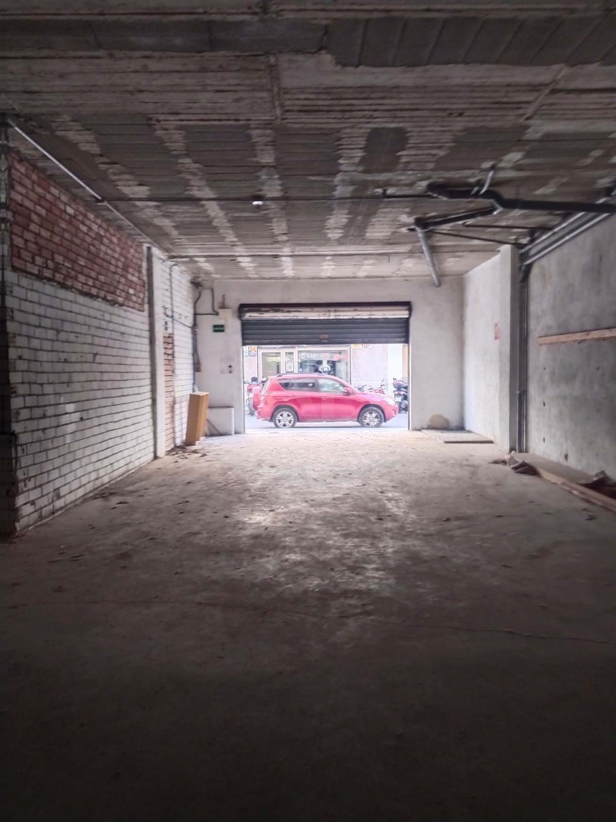 Shop / commercial premises - 147.00 m2