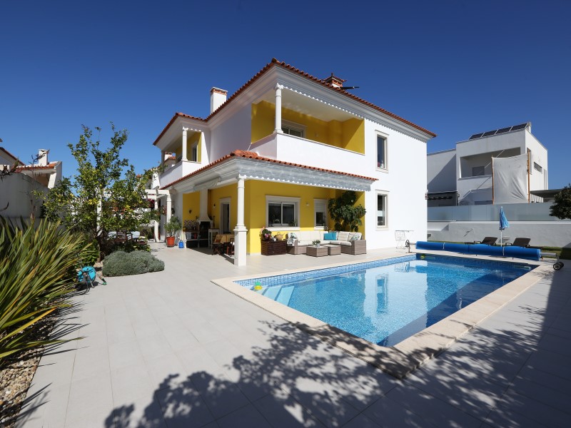 Magnificent 4 bedroom villa with swimming pool in Tapada | Sítio da Nazaré