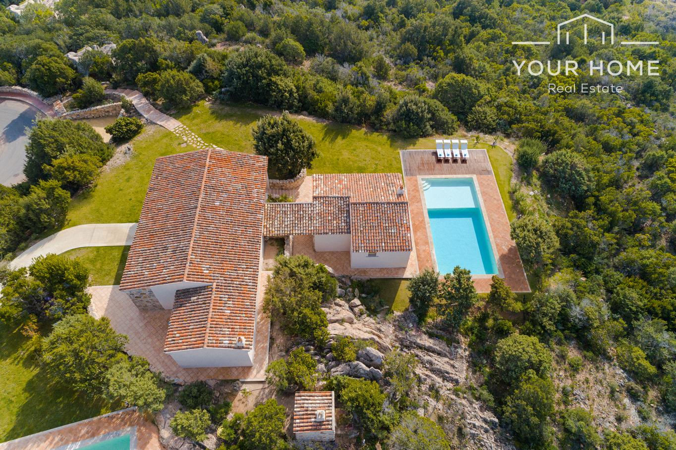 Villa for sale, in Monticanaglia, Arzachena, Italy