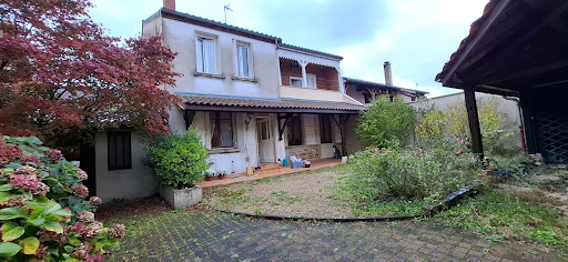 Home for sale in Varennes-Saint-Sauveur, France
