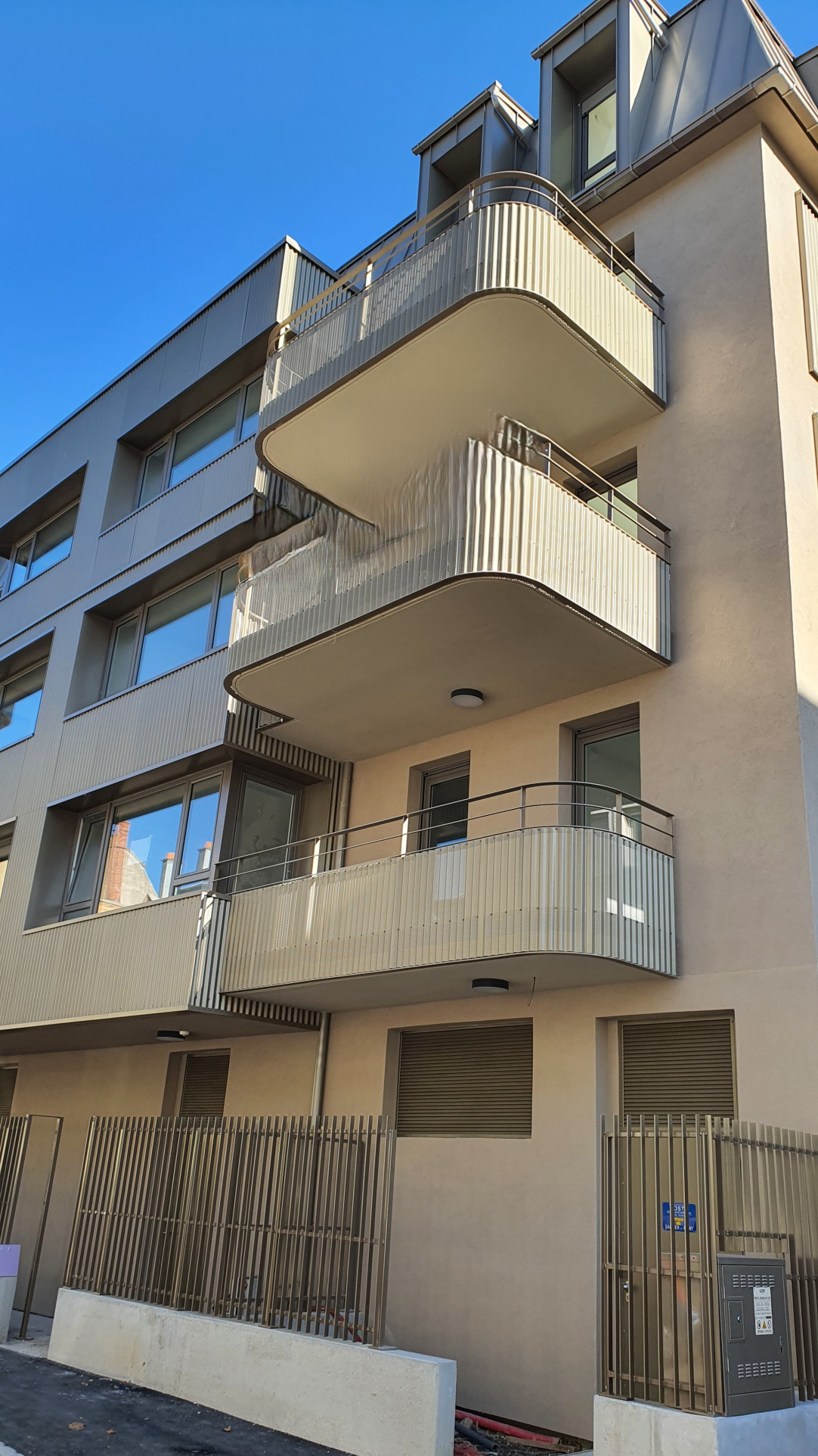 MULHOUSE Train Station 3p terrace