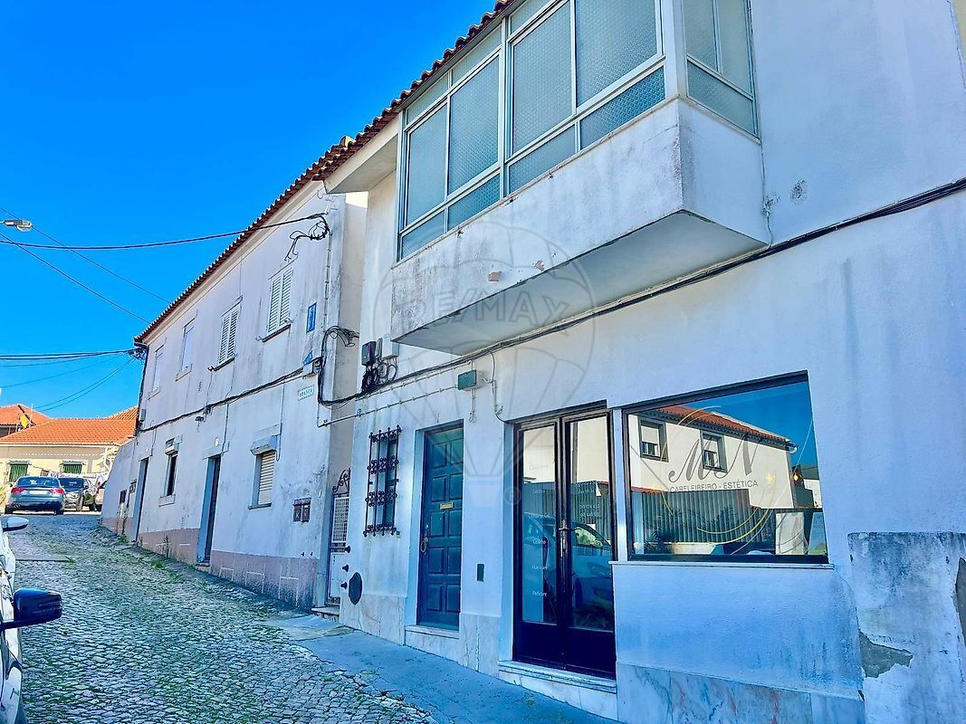 Building for sale in Alcabideche, Portugal