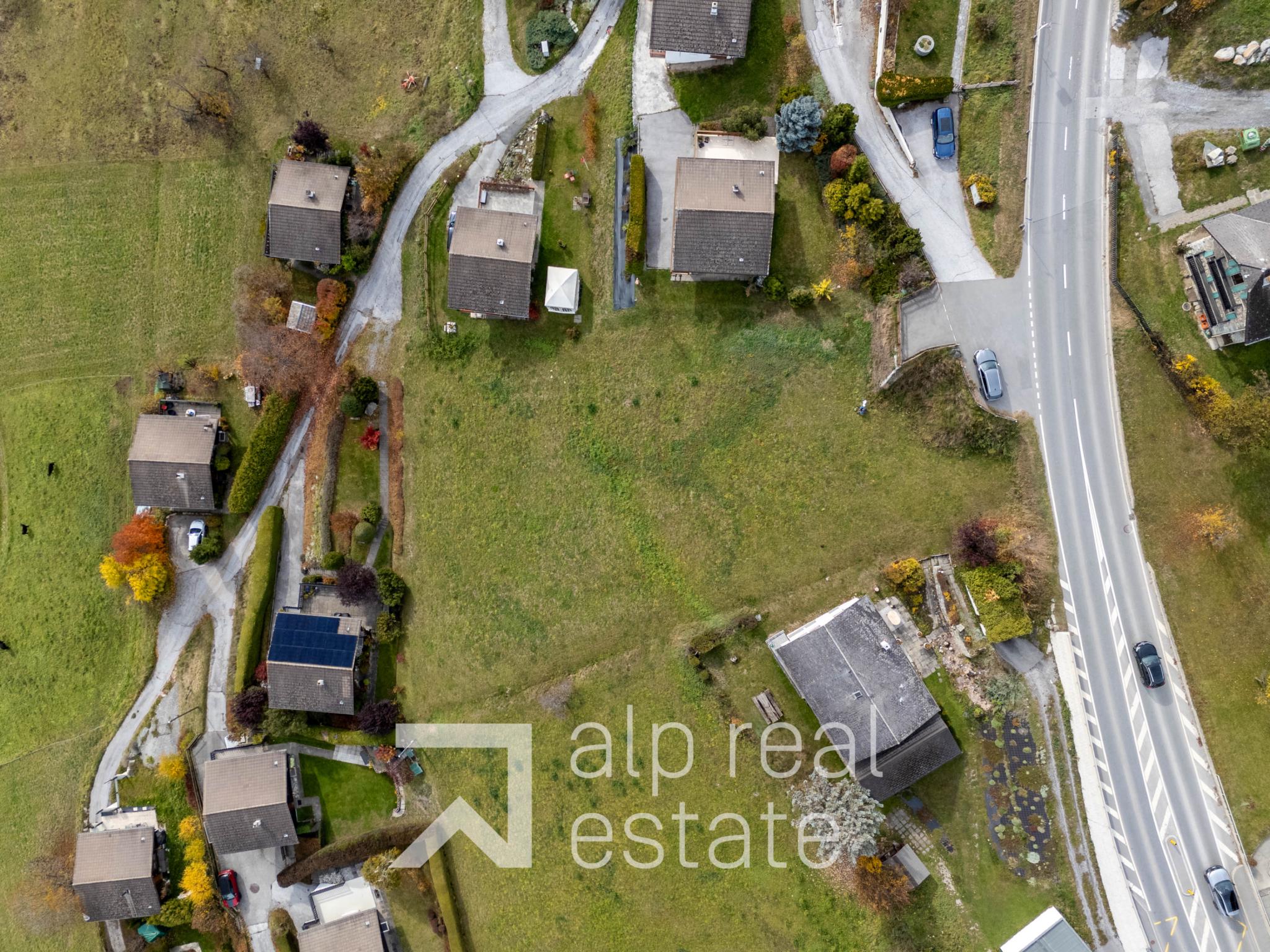 Beautiful building plot for your main residence