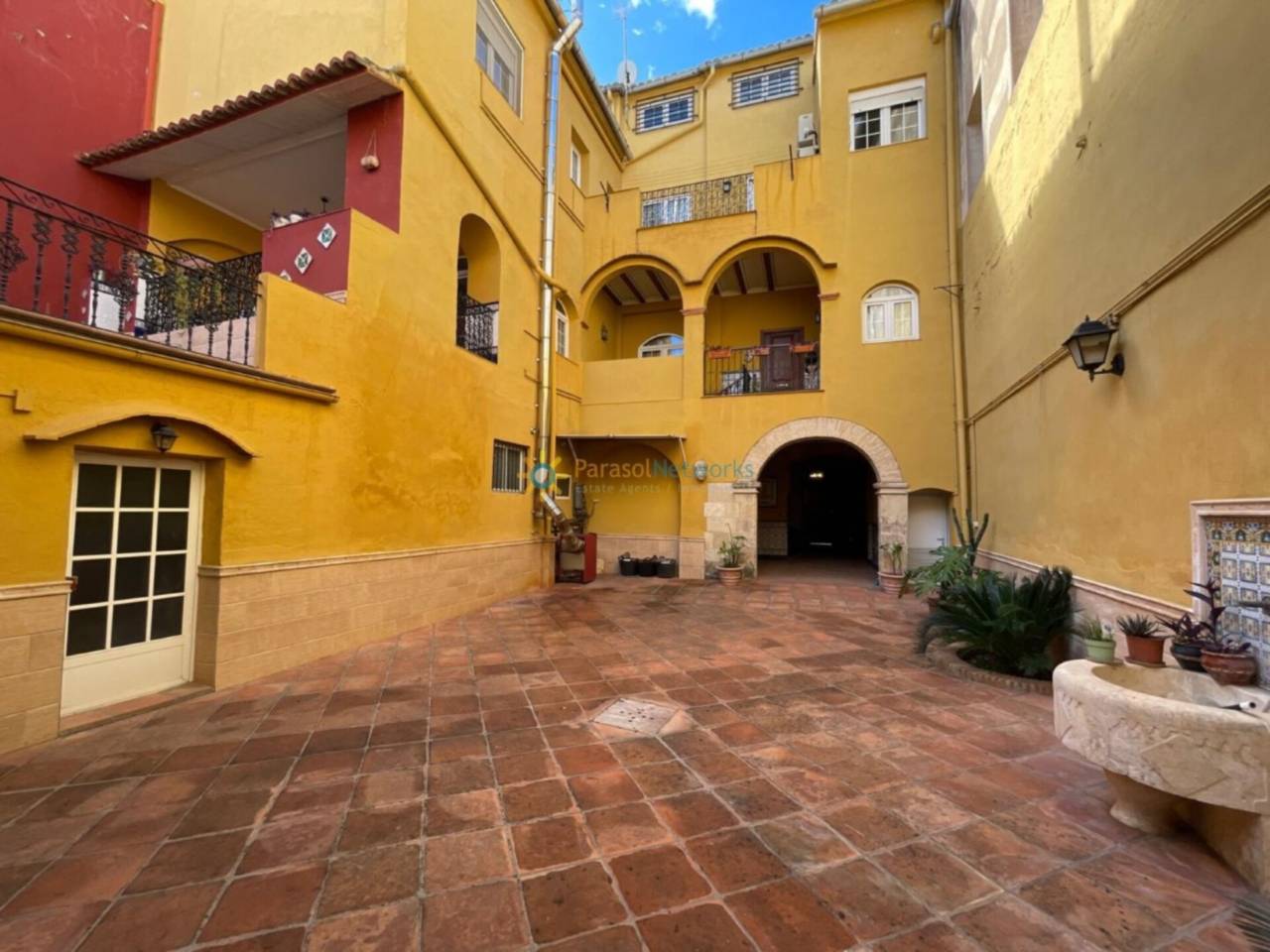 Manor house for sale in Xàtiva