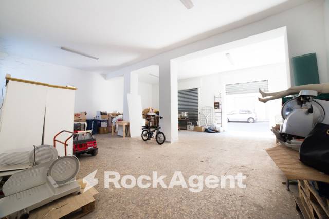 Building for sale, Via Pacinotti, 21-23 (Acireale, Italy)