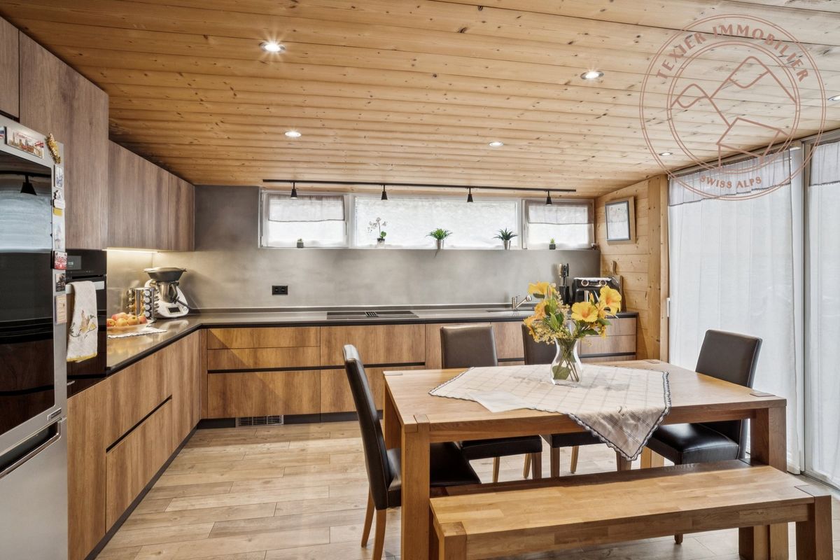 Semi-detached house for sale in Choëx