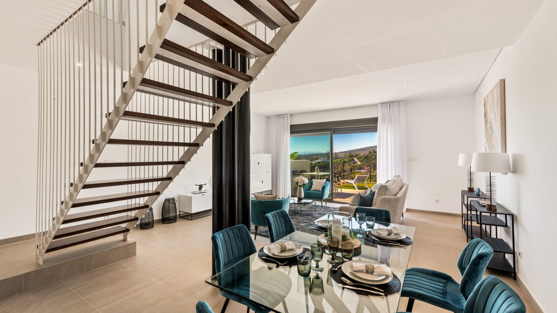 AWARD WINNING LUXURY REAL ESTATE AGENCY, LUXURIOUS CONTEMPORARY VILLAS WITH STUNNING VIEWS: YOUR IDEAL GOLF RETREAT