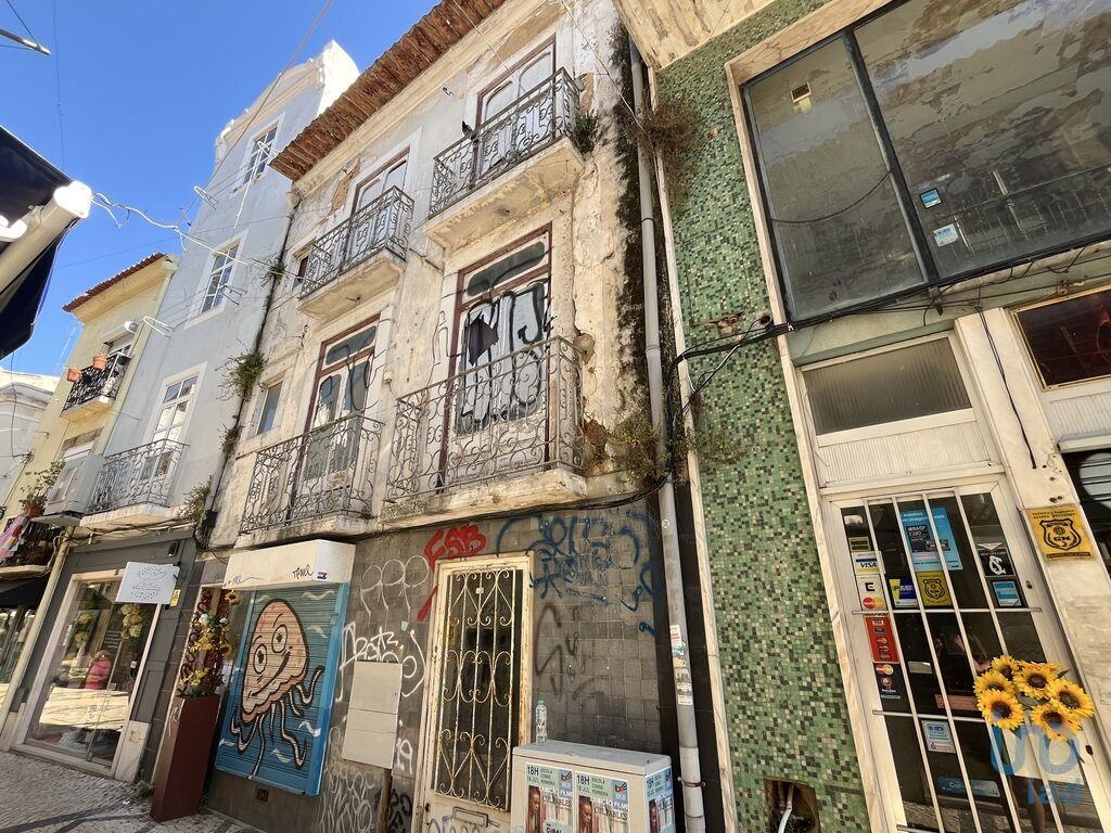 Building in Setúbal (São Julião, Nossa Senhora da Anunciada e Santa Maria da Graça) of 234.00 m²