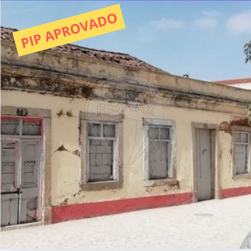 Building for sale in Setúbal