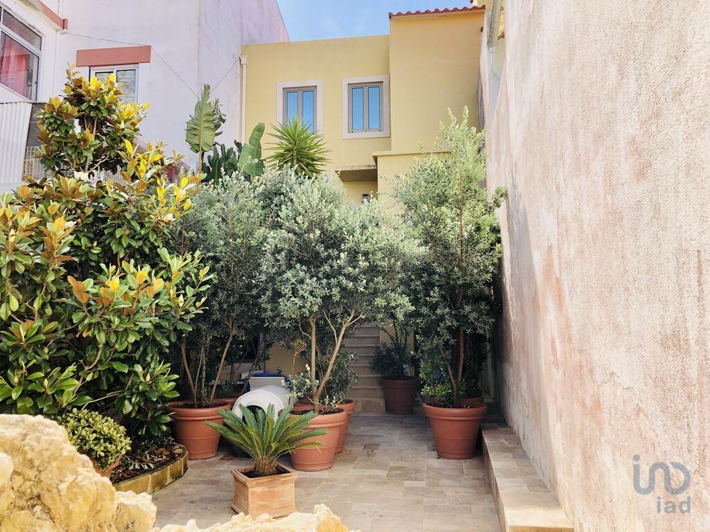 House/villa T1 in Nazaré of 123,00 sq m