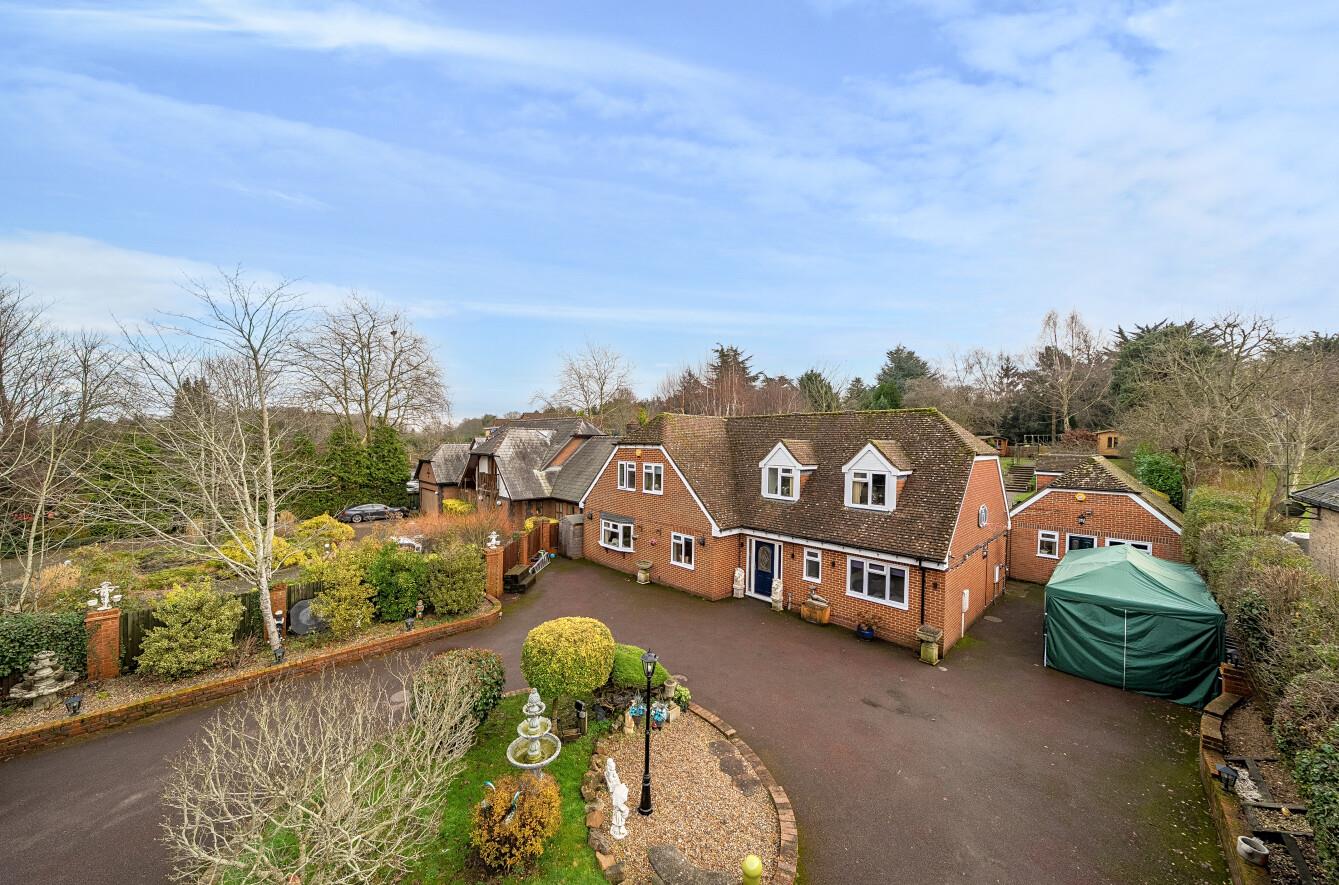Detached House: for sale in Addington West Malling