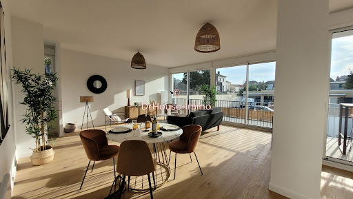 Condo for sale in Bordeaux, France