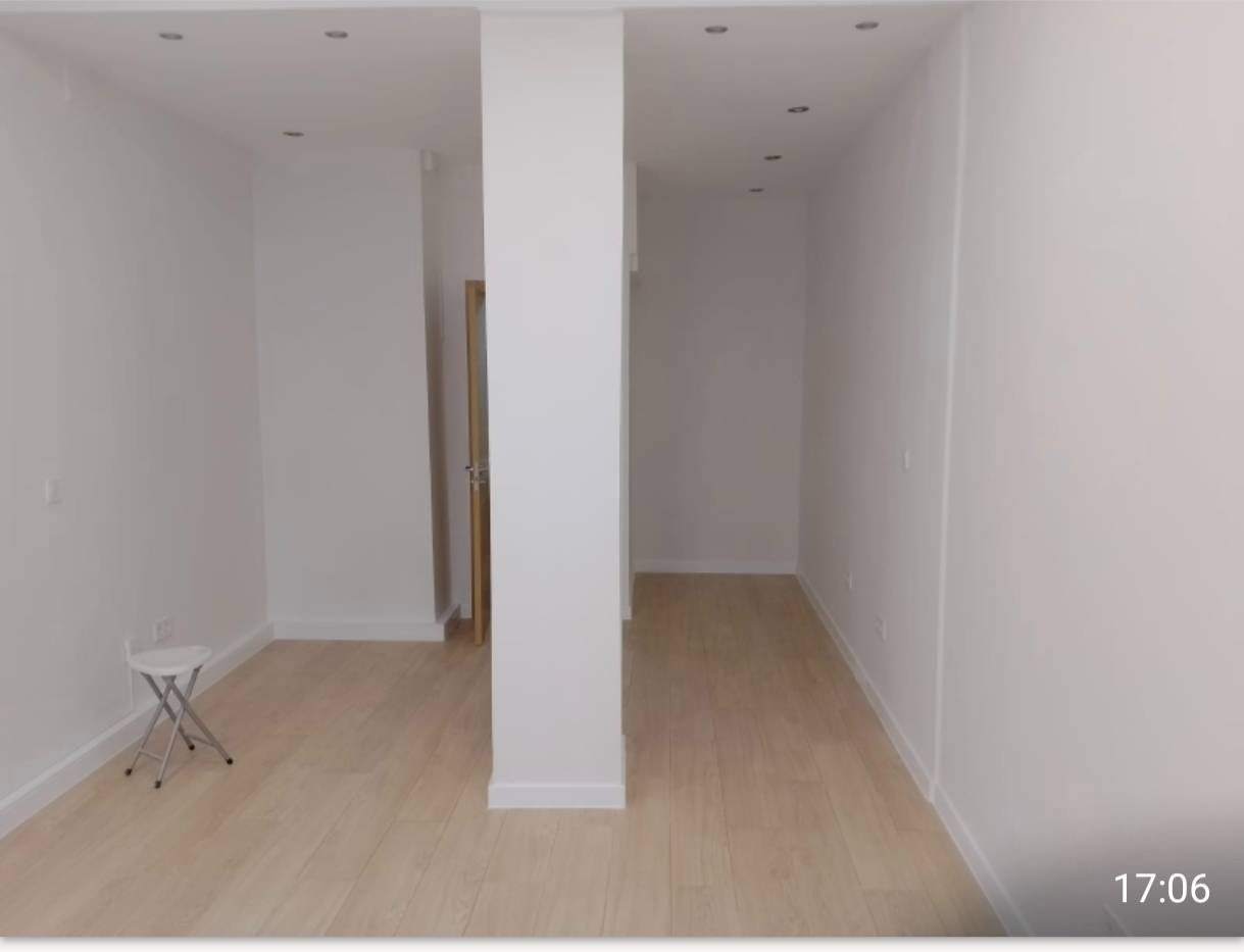 Commercial for sale in Santander, Spain