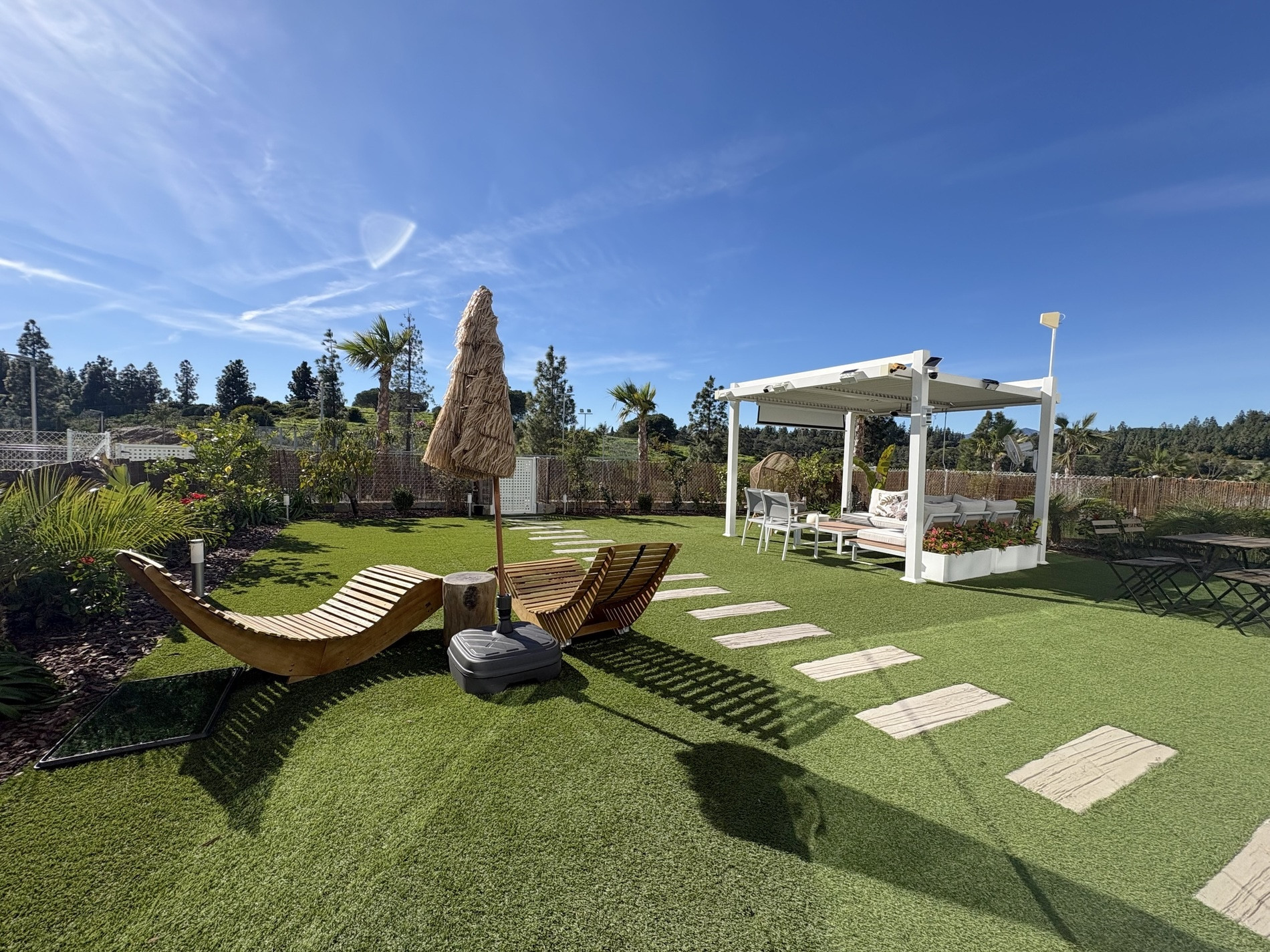 Modern Ground-Floor Apartment with Garden – Walking Distance to the Beach | El Chaparral, Mijas Costa