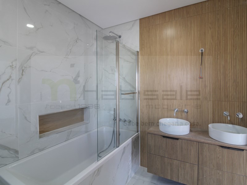 Villa with Pool in condominium 10 minutes from the beach