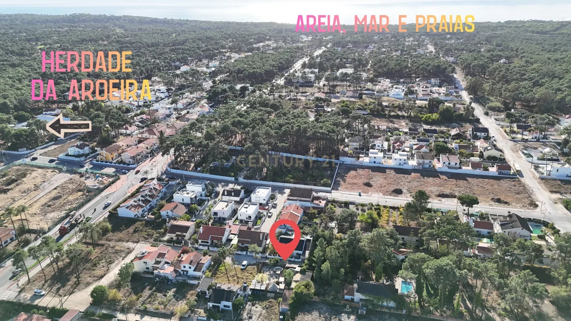 Exclusive Plot of land, next to the entrance of Herdade da Aroeira.