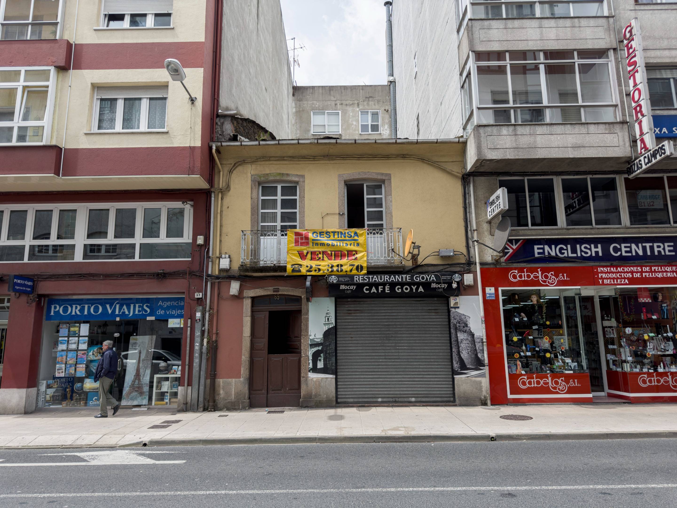 Building for Sale in Avenida de A Coruña