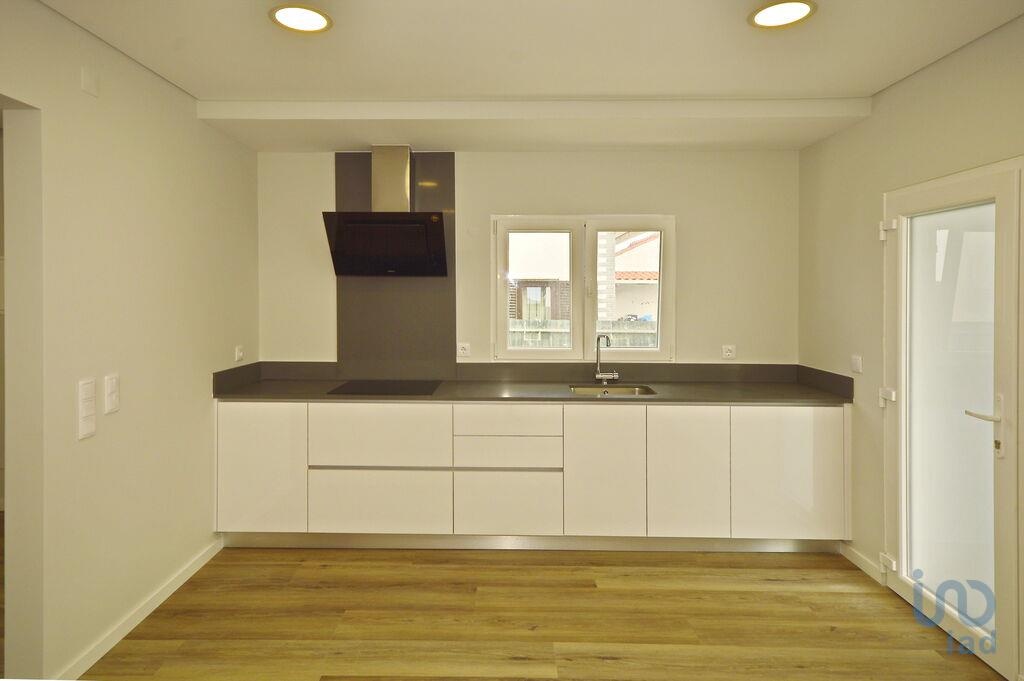 House/villa T3 in Fernão Ferro of 185,00 sq m