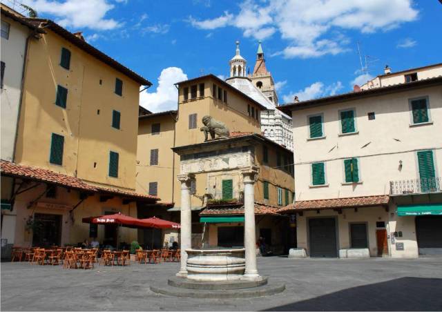 Condo for sale, Piazza della Sala (Pistoia, Italy)