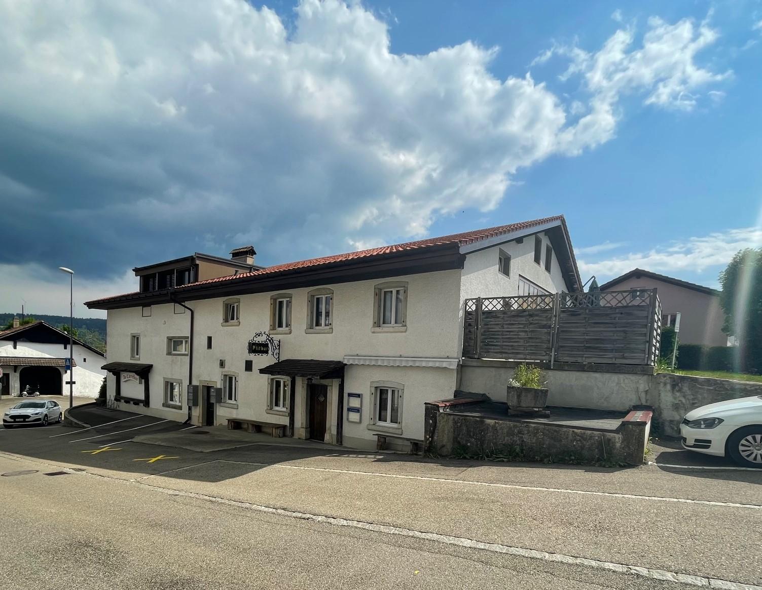 Mixed-use building 5%