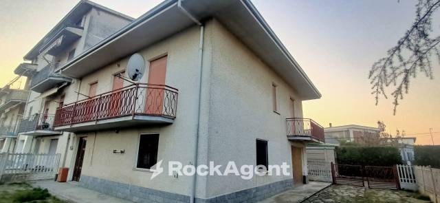 Home for sale, Viale dei Mille, 31 (Mede, Italy)