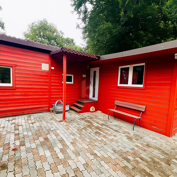 CHARMING MOBILE HOME