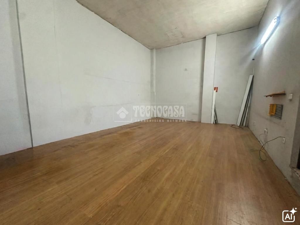 Commercial for sale in Madrid, Spain