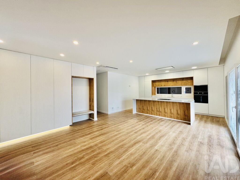 House/villa in Fernão Ferro of 153,00 sq m