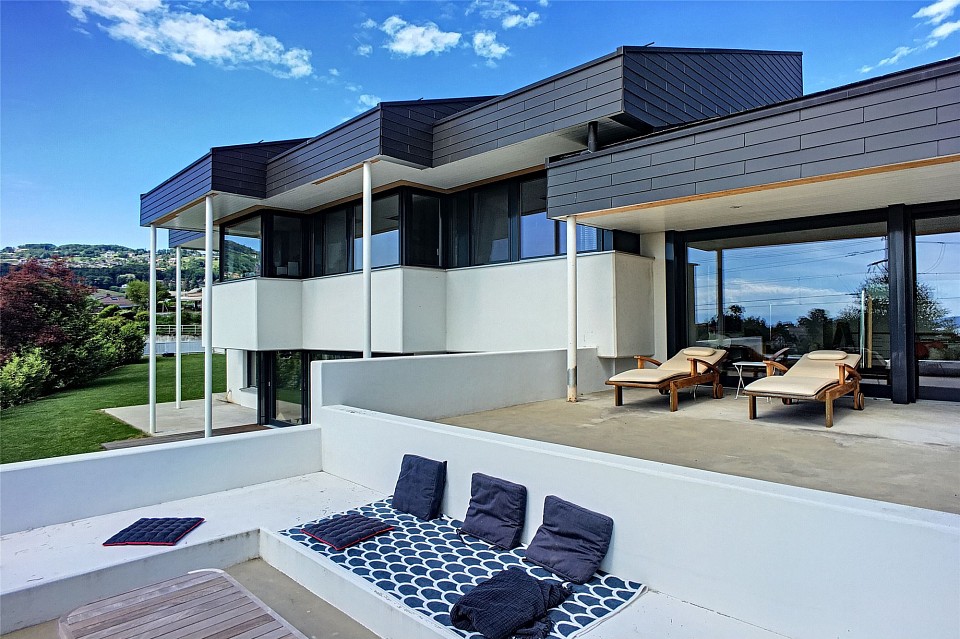 Villa with a Californian inspired design