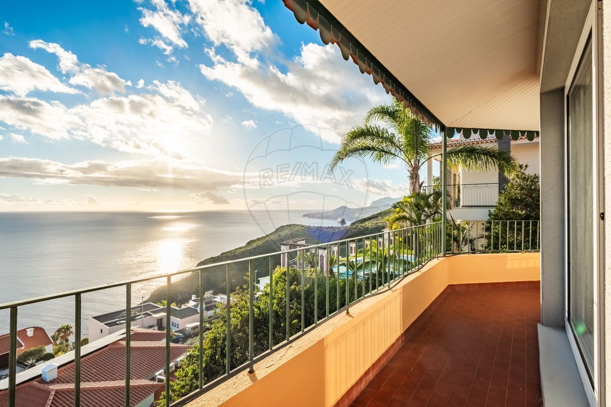 3 bedroom villa for sale in Santa Cruz