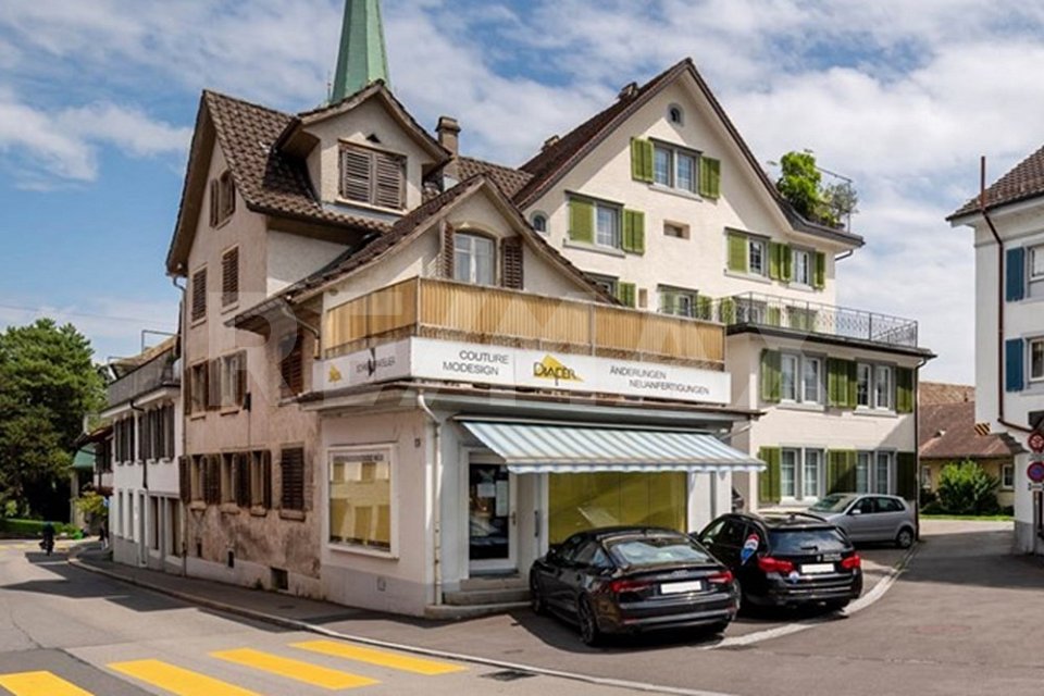 An bester Lage - Wohnen und Arbeiten unter einem Dach