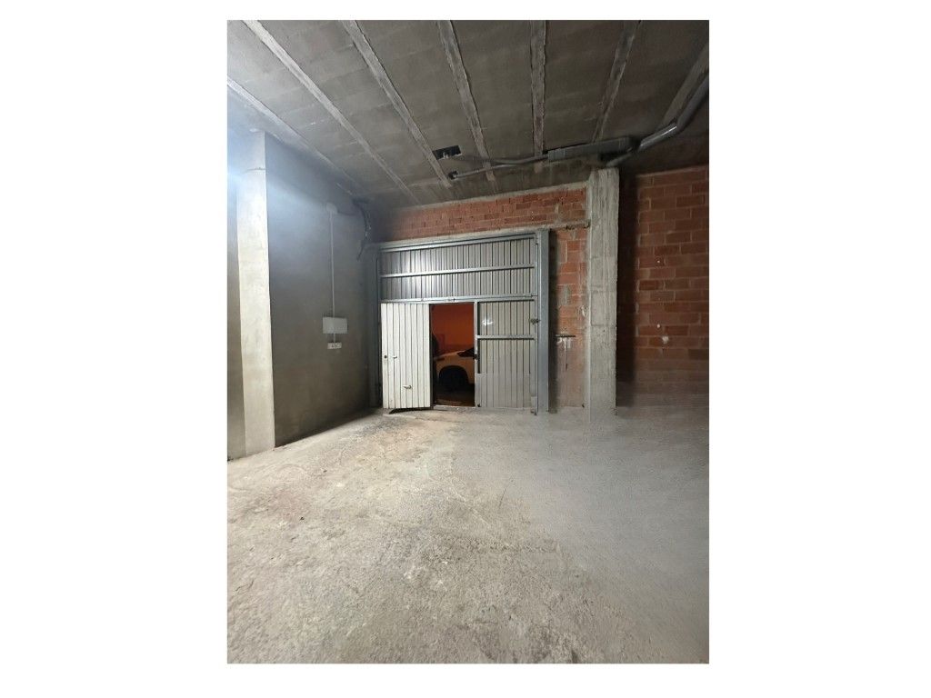 Commercial for sale in Riba-roja de Túria, Spain