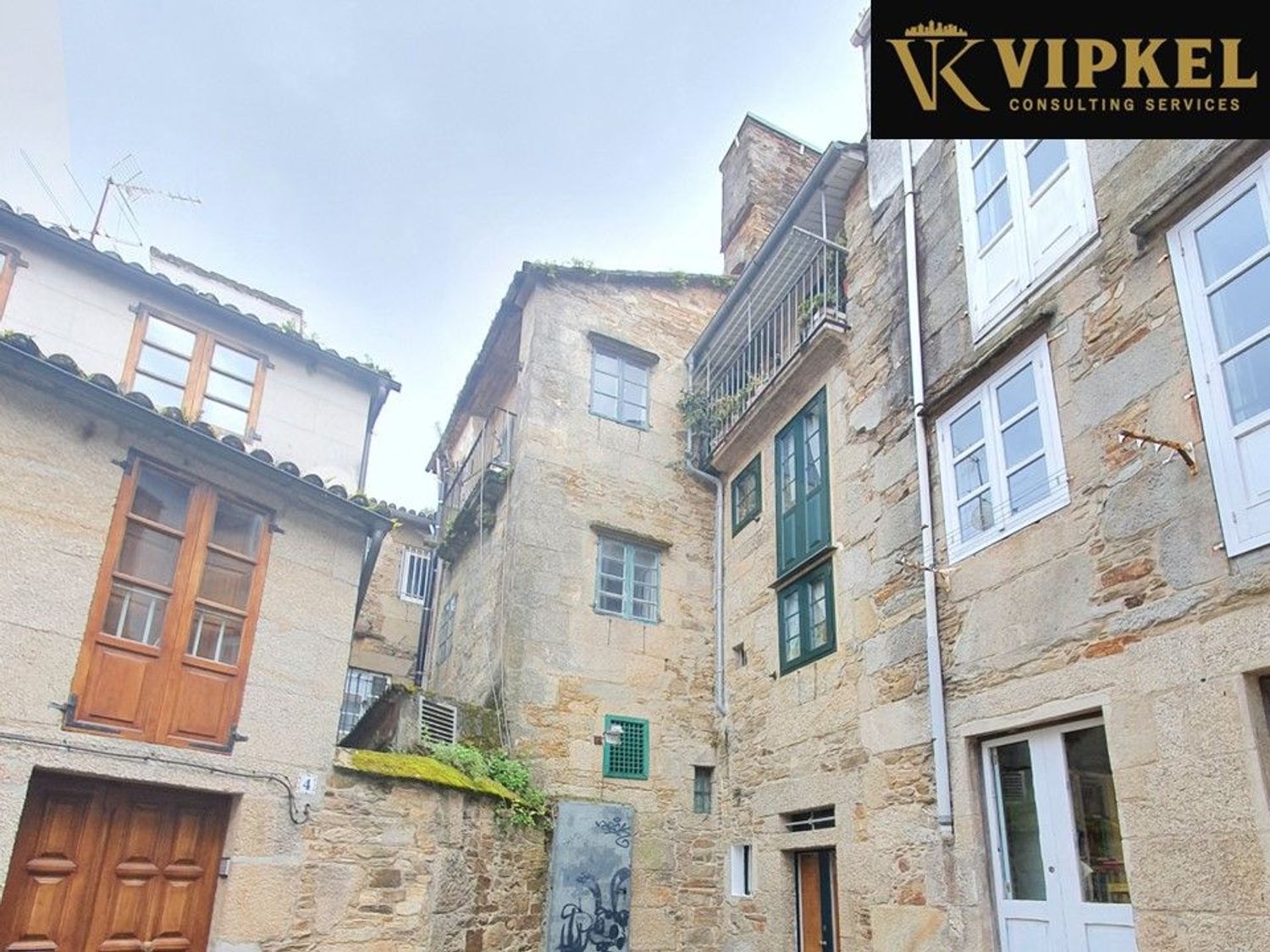 Building for sale in Santiago de Compostela, Spain