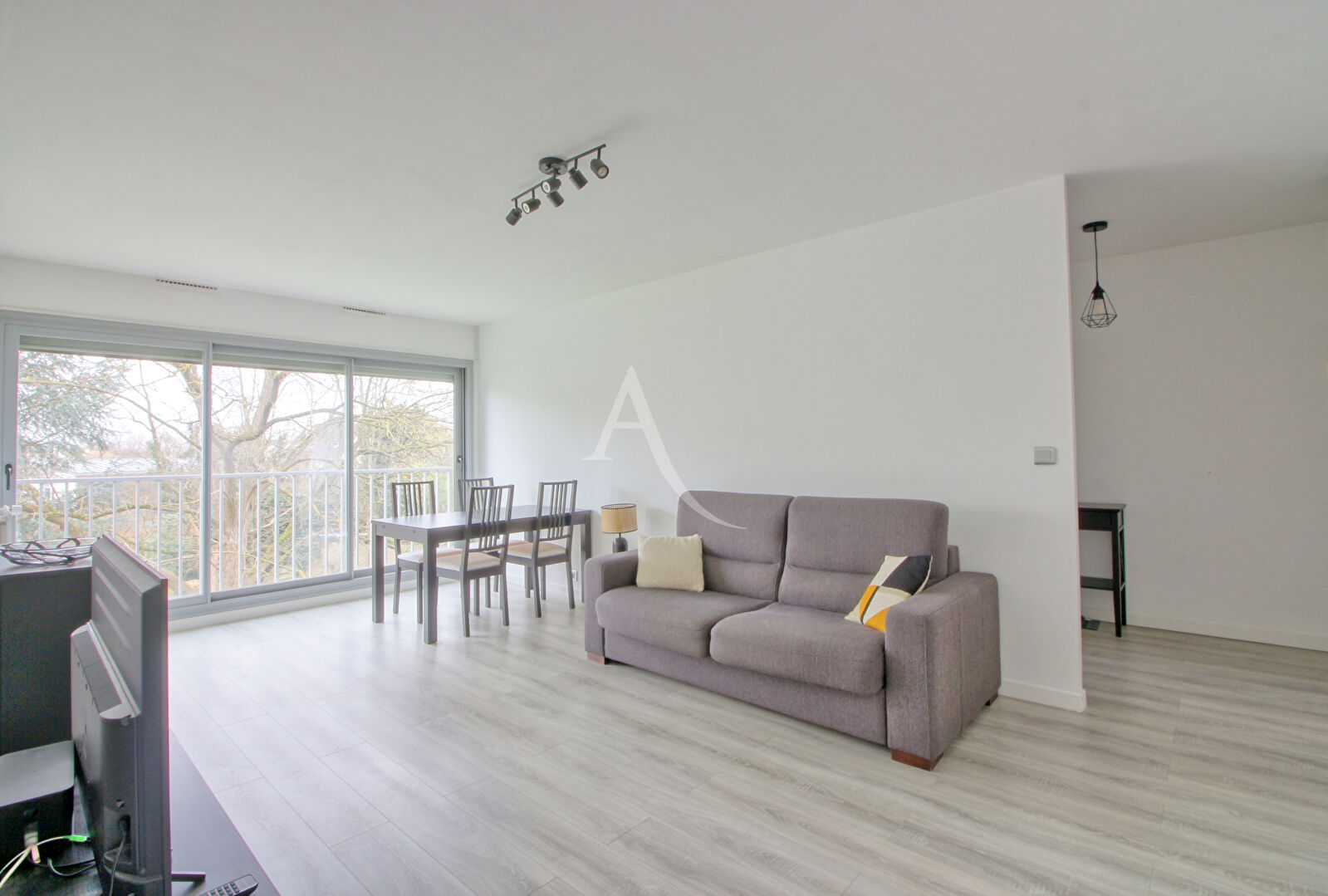 Condo for sale in Antony, France