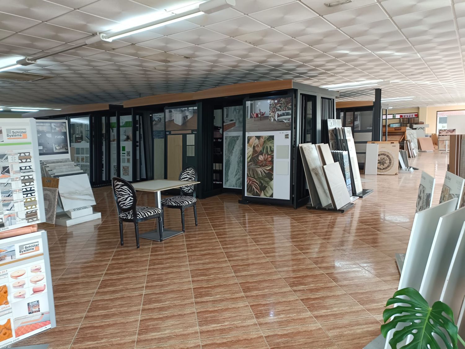 Industrial Warehouse for Sale Castellón