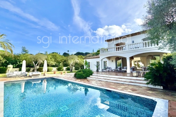 REF 2336: SAINT-TROPEZ - LE PINET - CHARMING VILLA