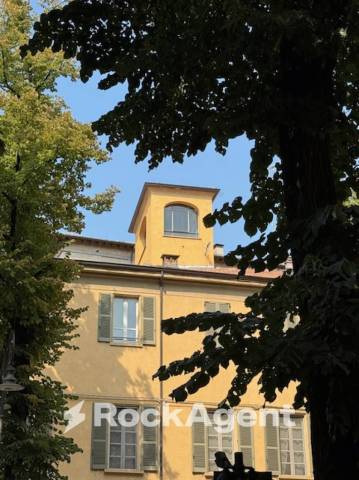 Building for sale in Reggio Emilia, Italy