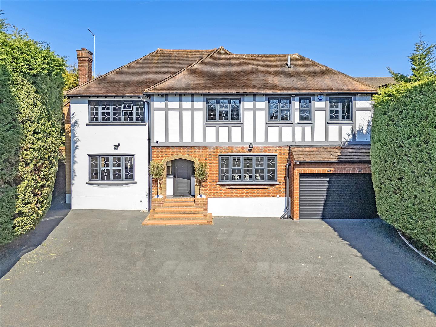 Home for sale in Chigwell, United Kingdom