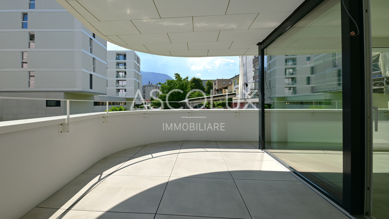 Letzte 3.5-Zimmer-Wohnungen verfügbar – Modern, hell und funktional | Last 3.5 Rooms on the 4th floor – Modern, Bright and Funct…