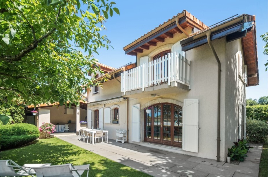 Detached house in Bernex