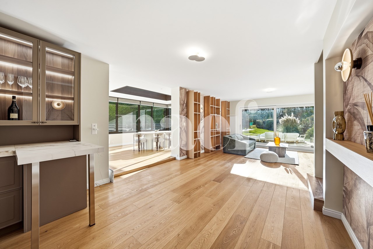 Exclusively? Villa with private garden in the popular heart of Goms