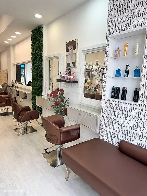 Commercial for sale, Lisboa (Odivelas, Portugal)