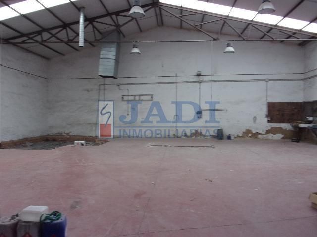 Commercial for sale in Valdepeñas, Spain